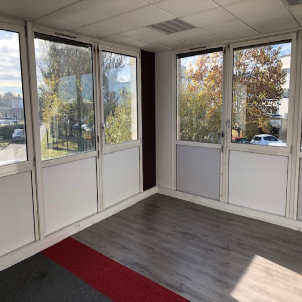 Location Immobilier Professionnel Bureaux Gradignan 33170